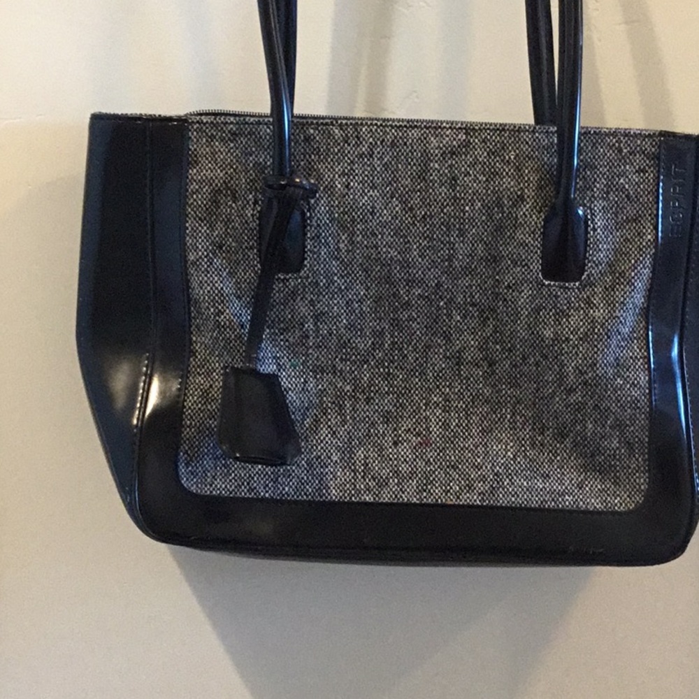 Black patent purse